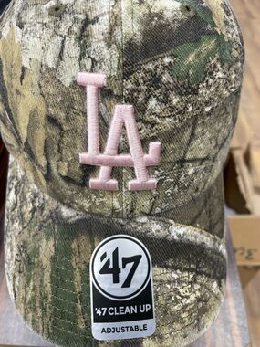 47 Kids Camouflage Cap with Pink LA Logo